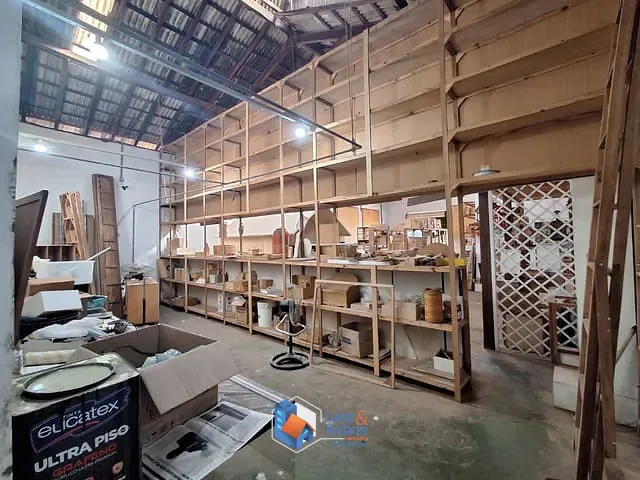 Galpão com 834m², à venda, no bairro Vila Esperança em Rondonópolis