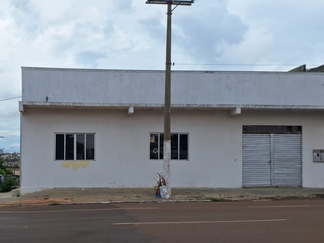 Foto do Galpão - Galpão comercial para venda em Centro, 400m² | Lares e Andares Imóveis