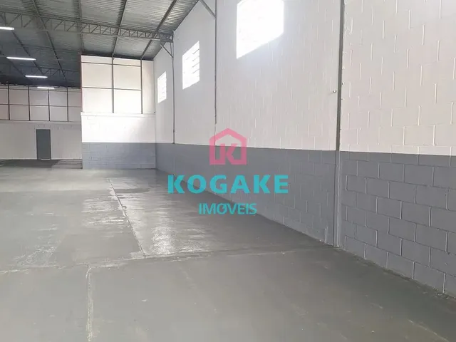 Galpão com 1000m², à venda, no bairro Chácaras Reunidas em São José Dos Campos