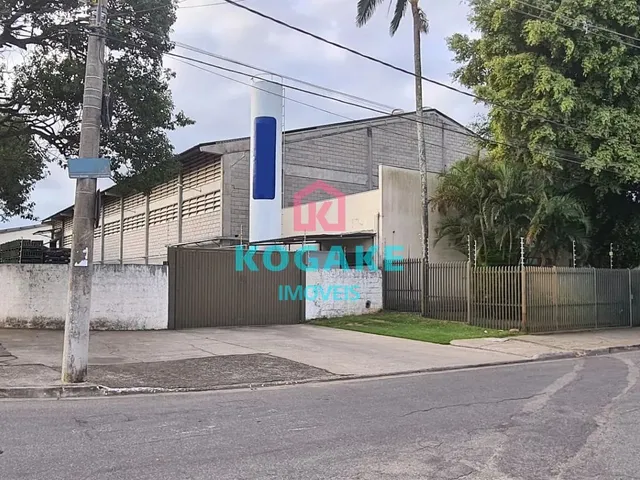 Galpão com 2000m², à venda, no bairro Chácaras Reunidas em São José Dos Campos