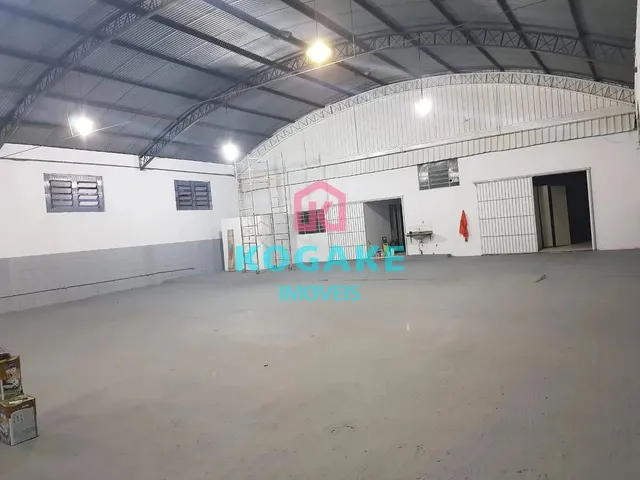 Galpão com 1000m², à venda, no bairro Chácaras Reunidas em São José Dos Campos