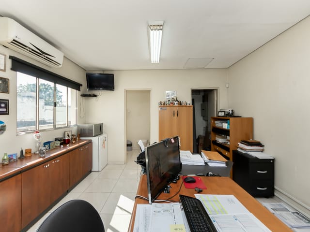 Foto do Galpão - Galpão comercial para venda em Vila Palmeiras, 257m² | Lares e Andares Imóveis