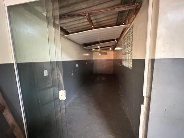 Foto do Galpão - Galpão comercial para venda e locação em Vila Palmeiras, 148m² | Lares e Andares Imóveis