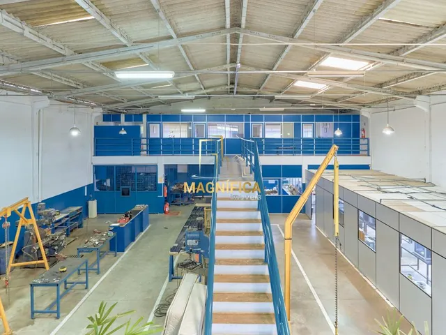Galpão com 2080m², à venda, no bairro Parque da Fonte em São José Dos Pinhais