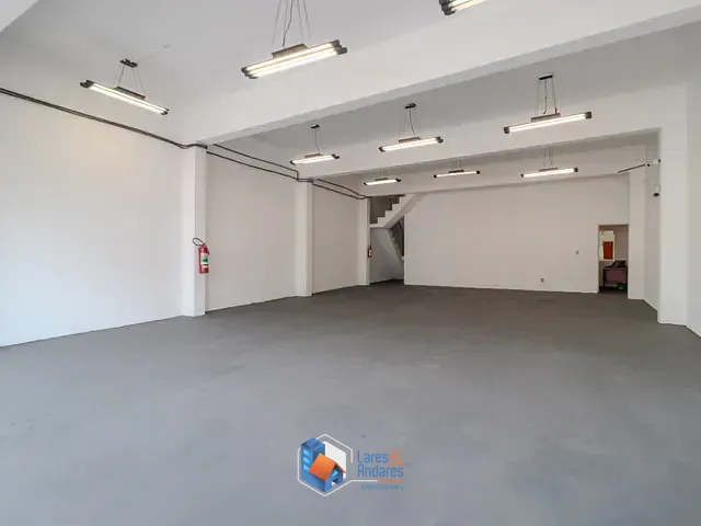 Galpão com 315m², à venda, no bairro São João Clímaco em São Paulo