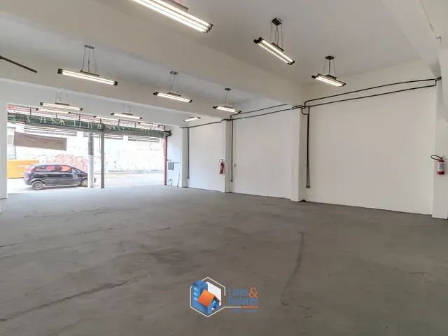 Galpão com 315m², à venda, no bairro São João Clímaco em São Paulo