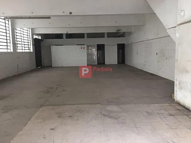 Galpão / Barracão com 360m², para alugar, no bairro Vila Gea em São Paulo
