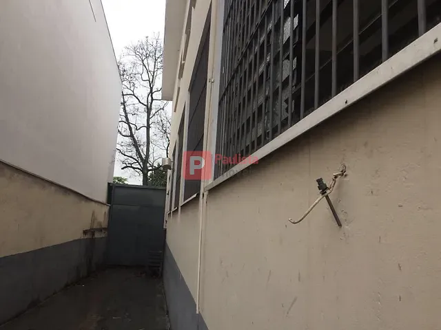 Galpão / Barracão com 360m², para alugar, no bairro Vila Gea em São Paulo