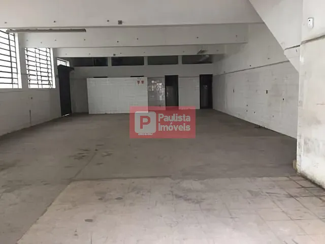 Galpão / Barracão com 360m², para alugar, no bairro Vila Gea em São Paulo