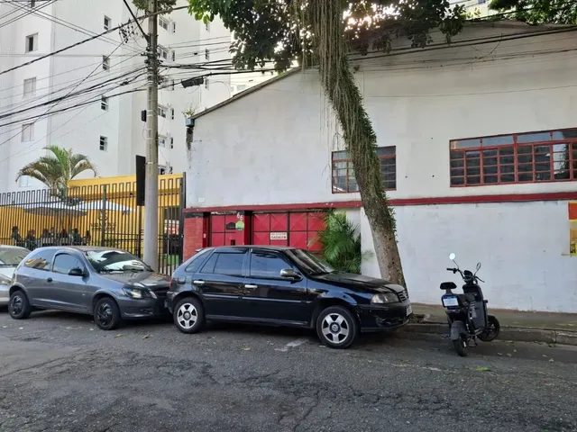 Galpão com 380m², à venda ou para alugar, no bairro Vila Adyana em São José Dos Campos