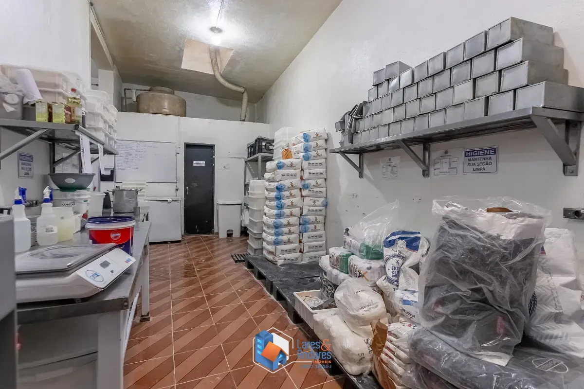 Depósito-Galpão, 537 m² - Foto 2