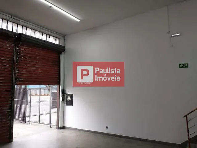 Galpão / Barracão com 350m², para alugar, no bairro Socorro em São Paulo