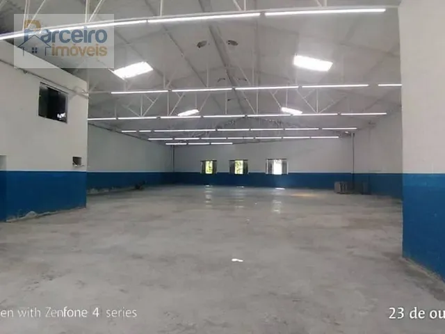 Galpão / Barracão com 1000m², à venda, no bairro Vila Carmosina em São Paulo