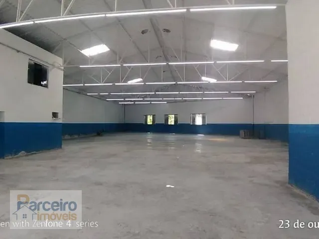 Galpão / Barracão com 1000m², à venda, no bairro Vila Carmosina em São Paulo