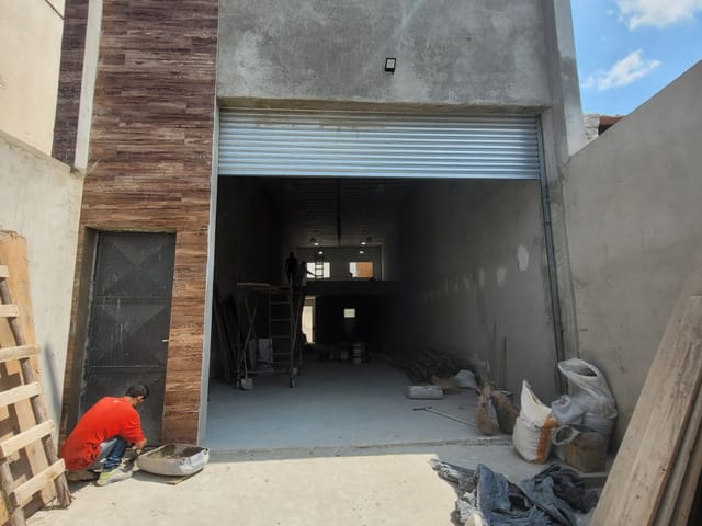 Foto do Galpão / Barracão - Galpão para Locaçao, Vila Florida, 126 metros,pé direito 6 e meio mts, mezanino, otima localização, São Bernardo do Campo, SP. banheiro para deficiente . | Mix Nascimento