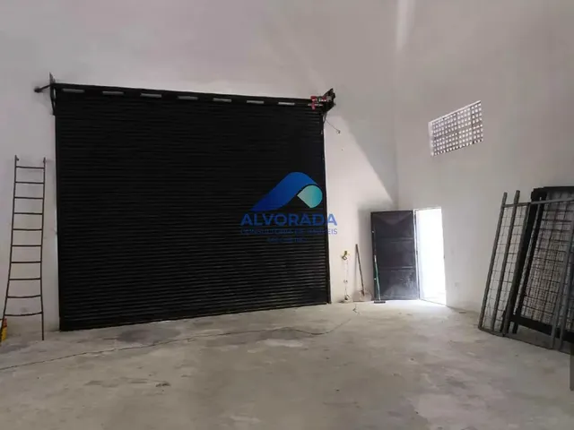 Galpão com 320m², à venda ou para alugar, no bairro Jardim São Dimas em São José Dos Campos