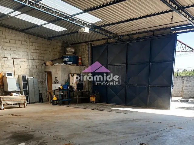 Galpão com 300m², para alugar, no bairro Jardim Santa Maria em São José Dos Campos