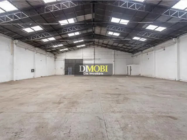 Galpão com 636m², à venda, no bairro Vera Cruz em Gravataí