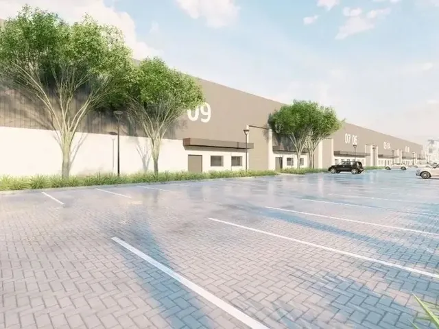 Galpão com 11700m², para alugar, no bairro Boqueirão em Curitiba
