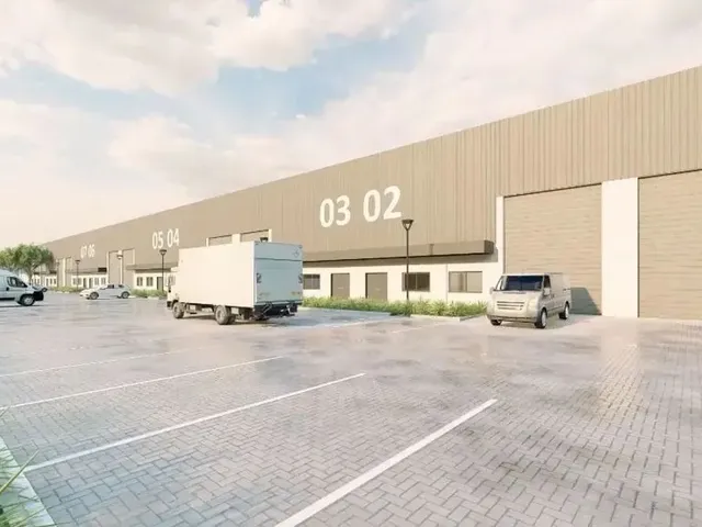 Galpão com 11700m², para alugar, no bairro Boqueirão em Curitiba