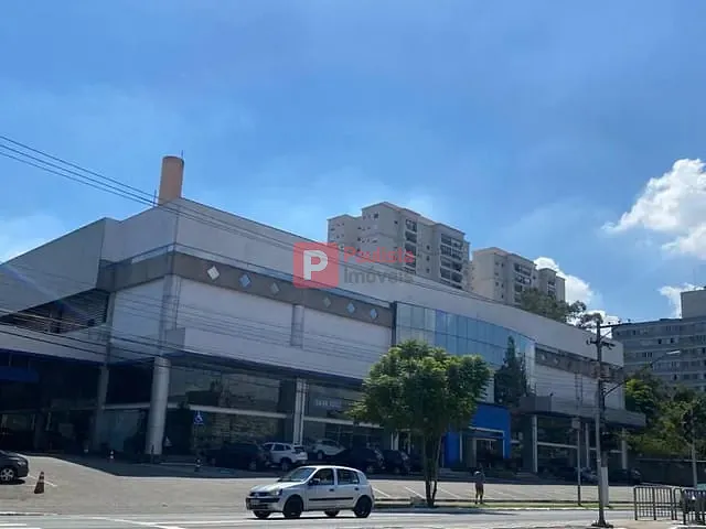 Galpão / Barracão com 12158m², à venda ou para alugar, no bairro Santo Amaro em São Paulo