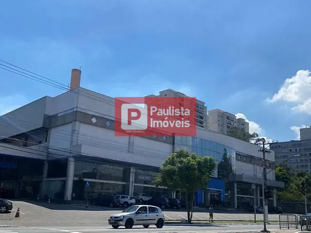 Galpão / Barracão com 12158m², à venda ou para alugar, no bairro Santo Amaro em São Paulo