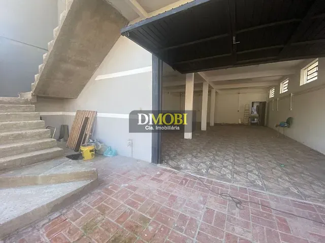 Galpão com 212m², para alugar, no bairro São Vicente em Gravataí