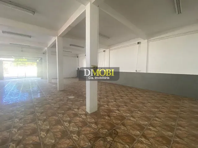 Galpão com 212m², para alugar, no bairro São Vicente em Gravataí
