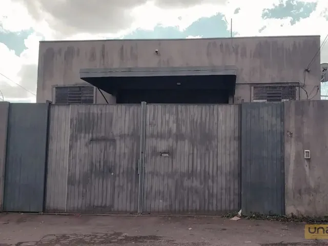 Galpão para alugar, no bairro Hauer em Curitiba