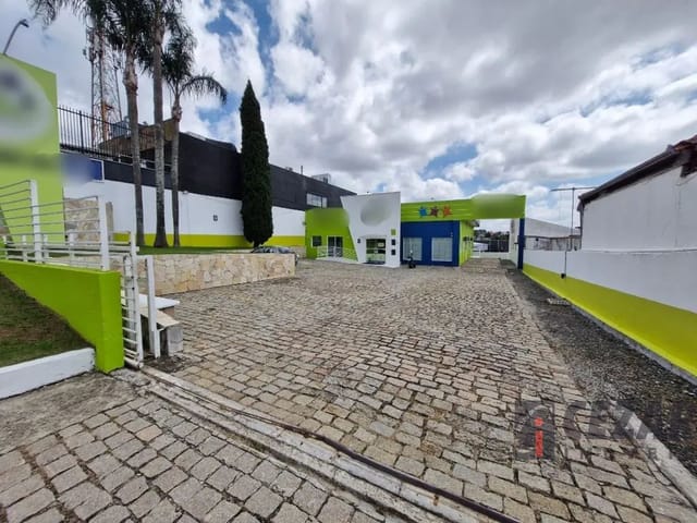 Galpão à venda, no bairro Atuba em Curitiba