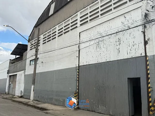 Galpão com 1000m², à venda, no bairro Piratininga em Osasco
