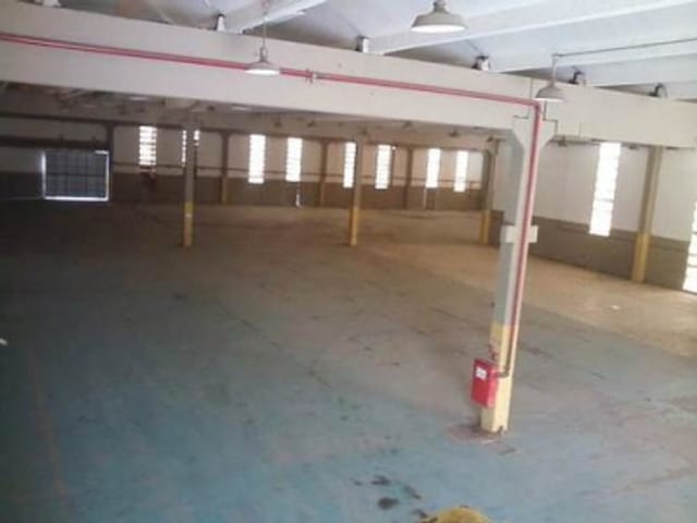 Foto do Galpão / Barracão - Comercial - Parque Mazzei | Zequinha Imóveis