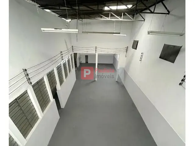 Galpão / Barracão com 550m², à venda ou para alugar, no bairro Vila Baby em São Paulo