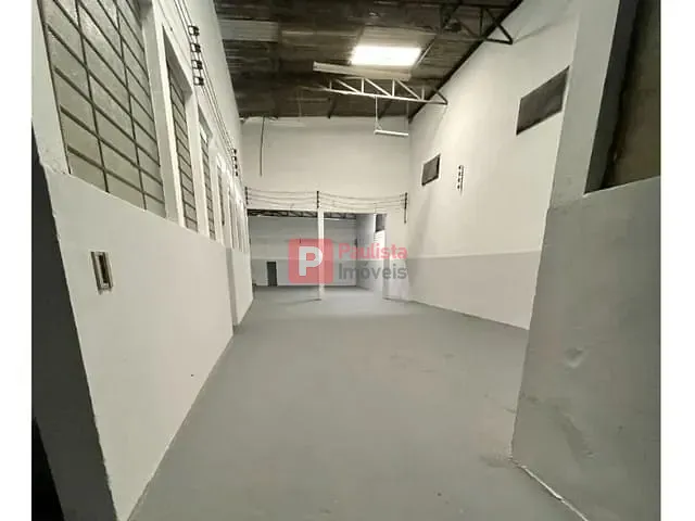 Galpão / Barracão com 550m², à venda ou para alugar, no bairro Vila Baby em São Paulo