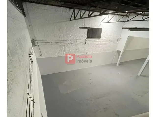 Galpão / Barracão com 550m², à venda ou para alugar, no bairro Vila Baby em São Paulo