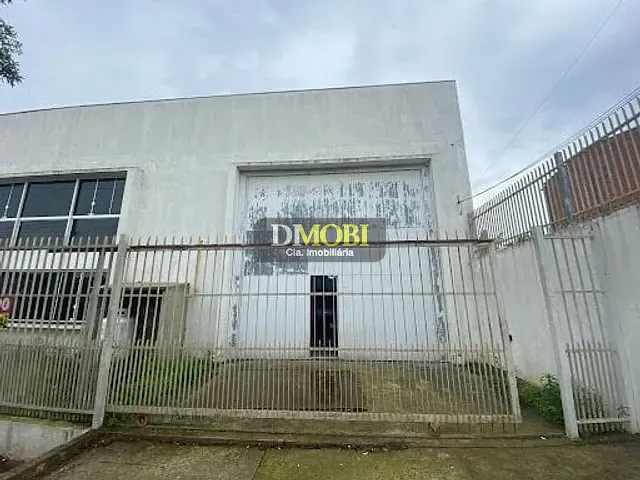 Galpão com 800m², para alugar, no bairro Distrito Industrial em Cachoeirinha