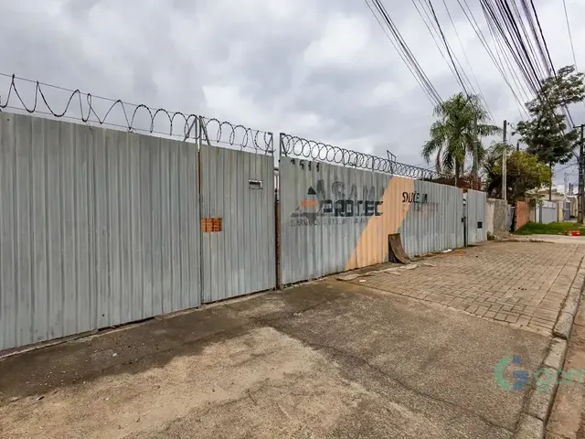 Galpão com 460m², à venda, no bairro Novo Mundo em Curitiba