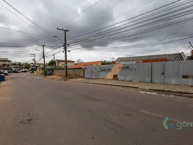 Galpão com 460m², à venda, no bairro Novo Mundo em Curitiba