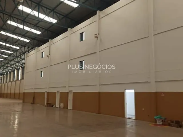 Galpão / Barracão com 5600m², para alugar, no bairro Cajuru do Sul em Sorocaba