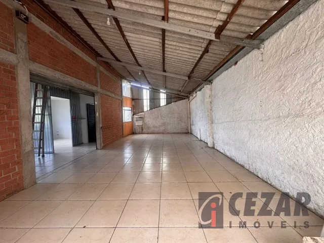 Galpão para alugar, no bairro Bairro Alto em Curitiba