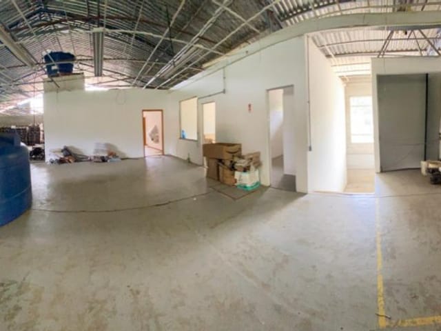 Galpão / Barracão com 4735m², para alugar, no bairro Itaipava em Petrópolis
