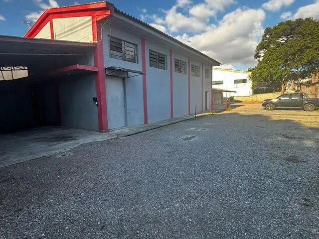 Galpão para alugar, no bairro Itália em São José Dos Pinhais