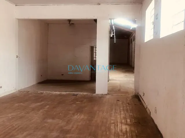 Galpão / Barracão com 295m², à venda ou para alugar, no bairro Lapa em São Paulo