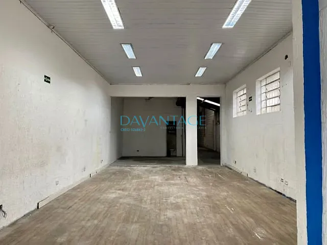 Galpão / Barracão com 295m², à venda ou para alugar, no bairro Lapa em São Paulo