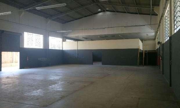 Galpão / Barracão com 1130m², à venda, no bairro Jardim Nossa Senhora Aparecida em Guarulhos