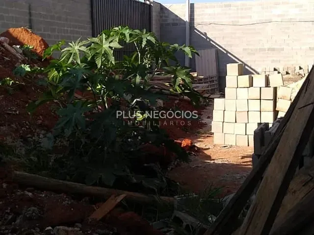 Galpão / Barracão com 1000m², à venda, no bairro Parque Industrial Prestes (Éden) em Sorocaba