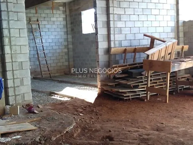 Galpão / Barracão com 1000m², à venda, no bairro Parque Industrial Prestes (Éden) em Sorocaba