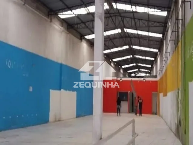 Galpão / Barracão com 490m², para alugar, no bairro Jardim Novo Osasco em Osasco