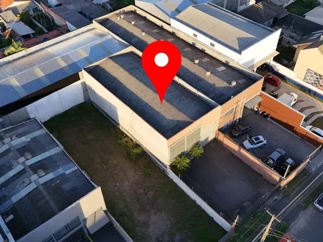 Galpão para alugar, no bairro Hauer em Curitiba