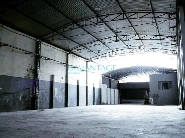 Galpão / Barracão com 600m², à venda, no bairro Água Branca em São Paulo